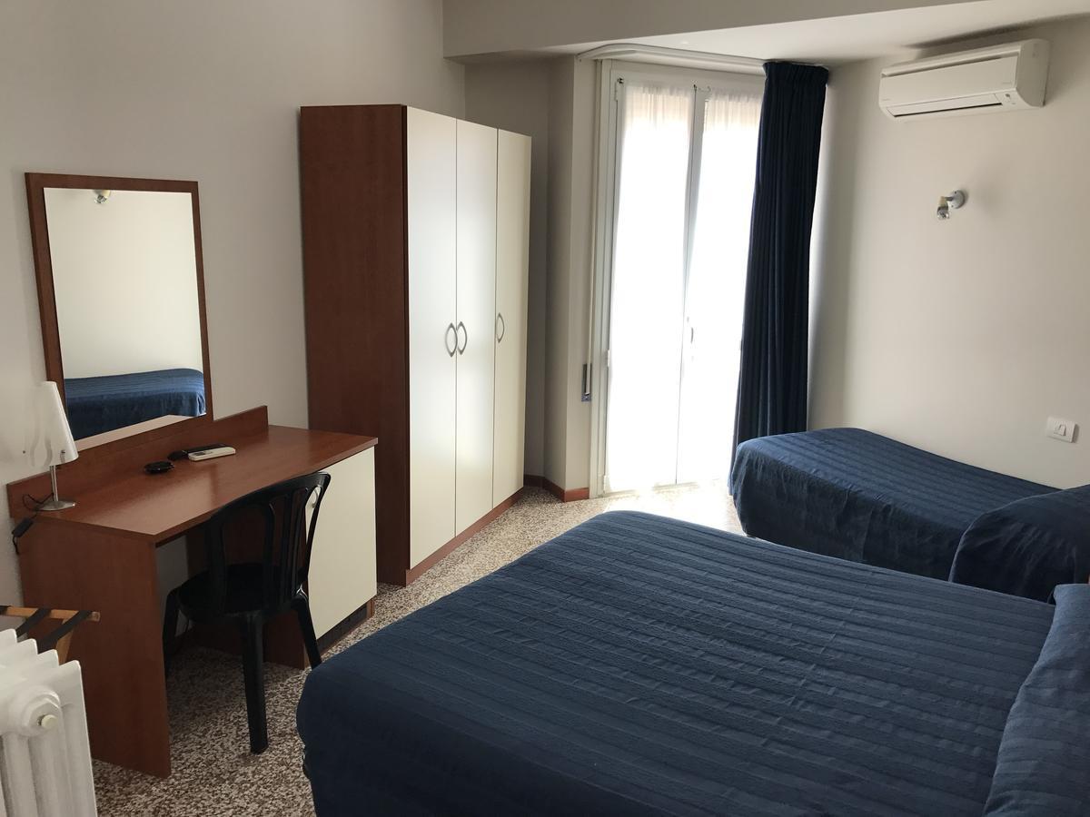 Hotel Turismo Europa Касал-Борсетти Экстерьер фото